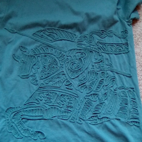 Authentic Burberry Knight detailed top - Picture 10 of 12